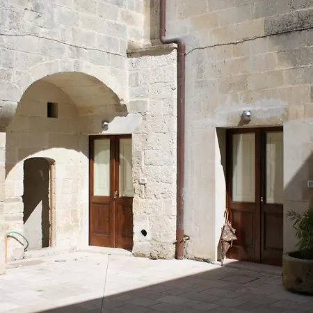 Dimora Storica Casa Sicuro-2