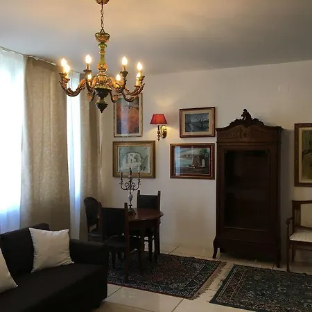 Palace B&B-2
