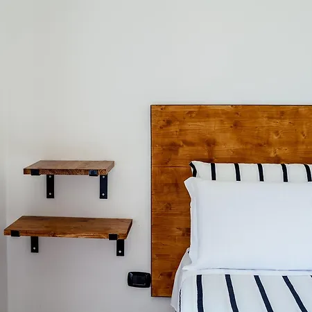 Travel B&B-2