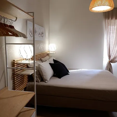 B&B Il Giardino In Città - Parcheggio Privato Gratuito-2