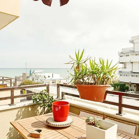 Guesthost - Bari Airport Seaview Apartment-3