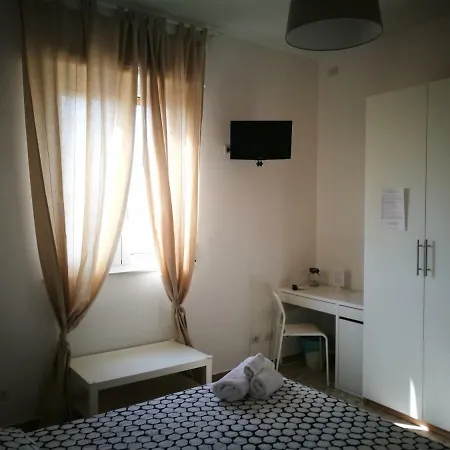 Simply House In Bari-3