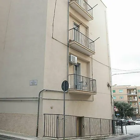 Dimora Cappuccini Guest House-2
