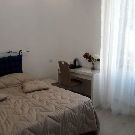 Rosa Del Salento-2