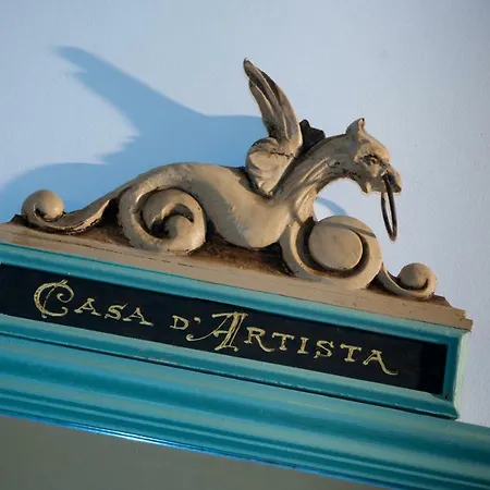 Casa D'Artista Suite & Garden-3