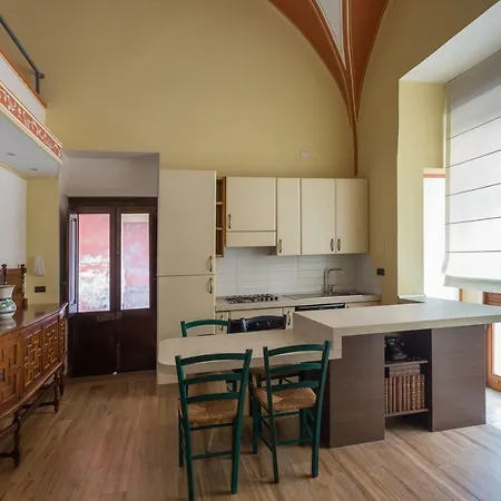 Palazzo Leuzzi B&B-3