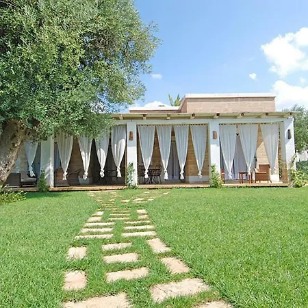 Casa Vacanze La Corte-3