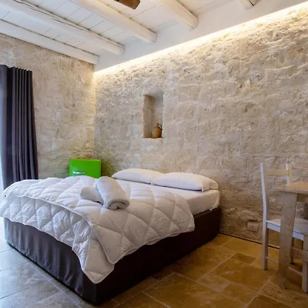 B&B Piazza San Giovanni - Essenze Della Murgia-3