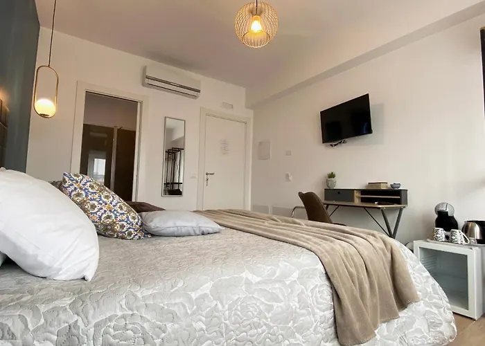 Bari Rooms Carulli Suite admite animales
