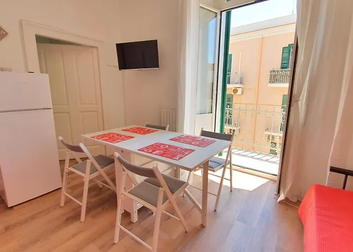 Un Faro Nel Mare - Casa Vacanze Bari