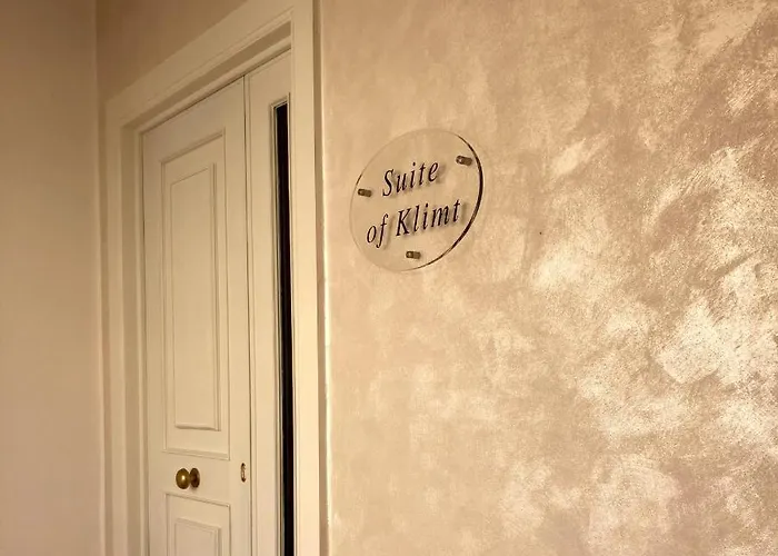 Suite Of Klimt Porto Cesareo