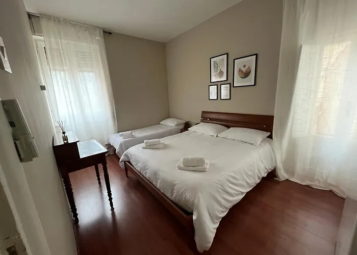Hotel Esme House Foggia