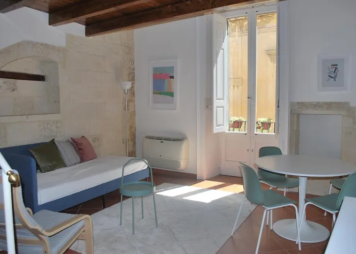 Palazzo Della Contessa - Suites & Breakfast Lecce