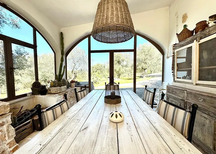 Haustierfreundliches Villa Trullo Happiness Ostuni