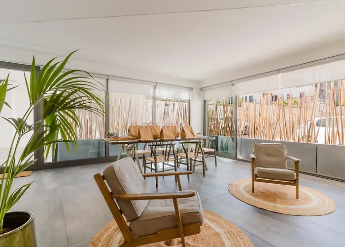 Glass House - Smart Rooms & Parking Lecce