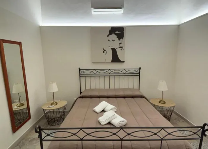 Whiteflower Apartments Bari