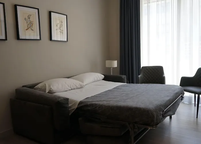 Re Di Smirne By Apulia Accommodation Bari