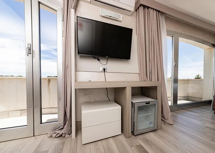 Porto Cesareo Hotels