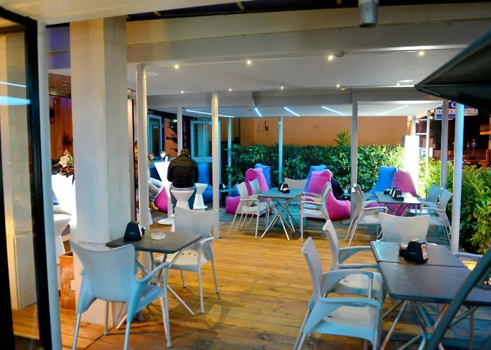 Mesagne Hotels
